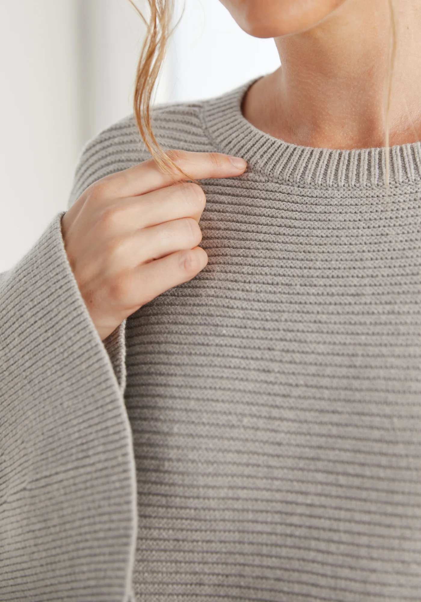 Bell Sleeve Sweater (Heather Gray) - Final Sale - Image 5