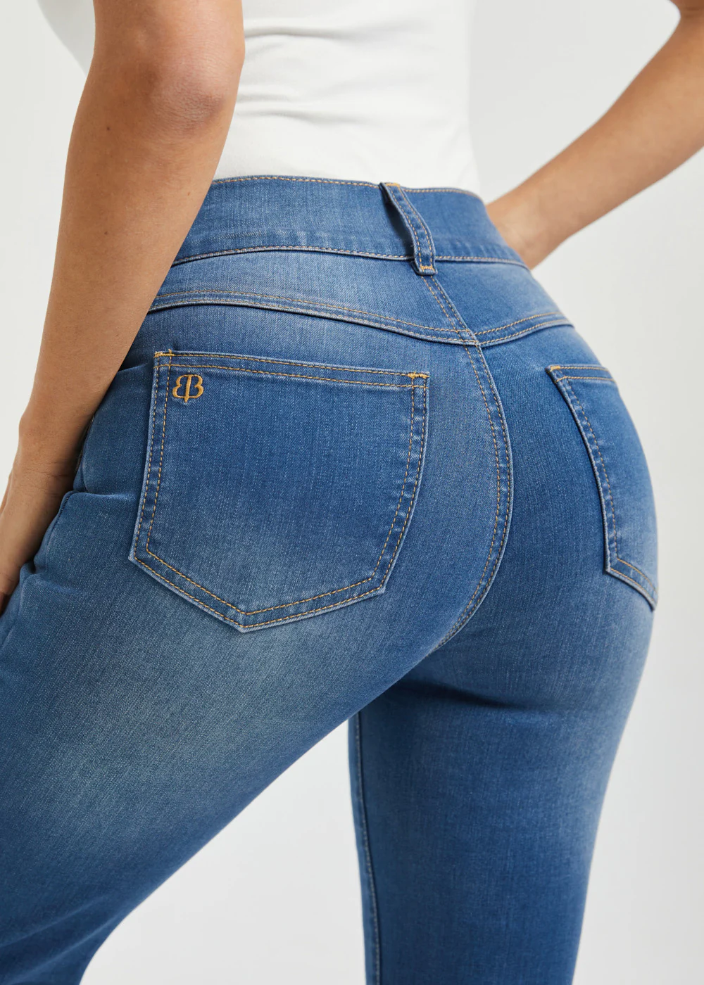 Signature Mid-Rise Denim | Bootcut (Alamo Wash) - Image 4