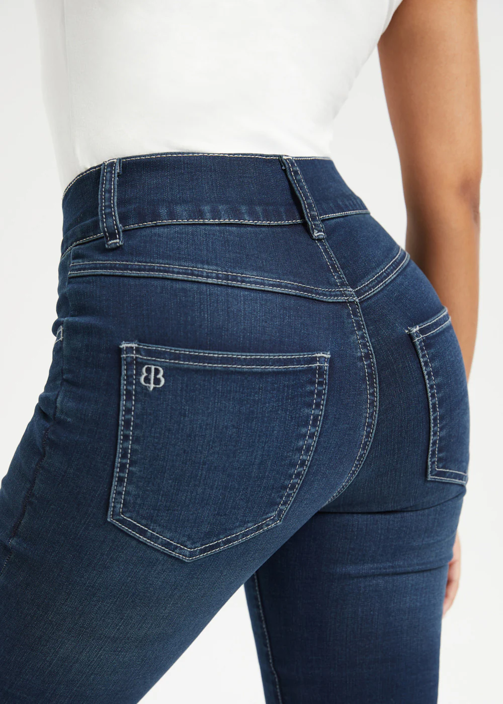 Signature Mid-Rise Denim | Flare (Roma Wash) - Image 4