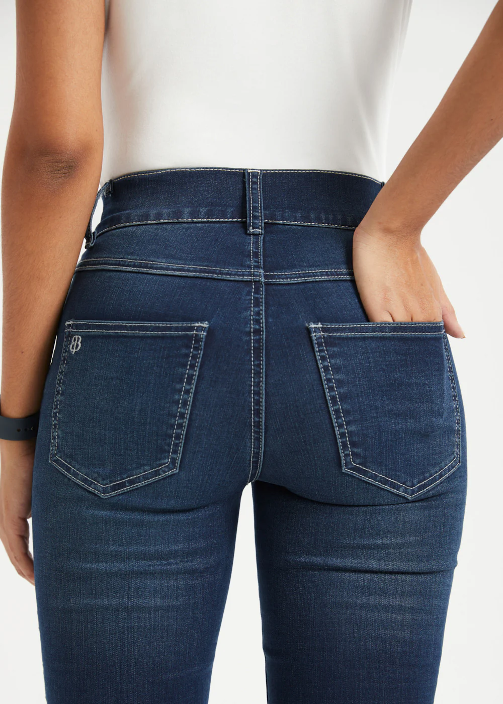 Signature Mid-Rise Denim | Flare (Roma Wash) - Image 5