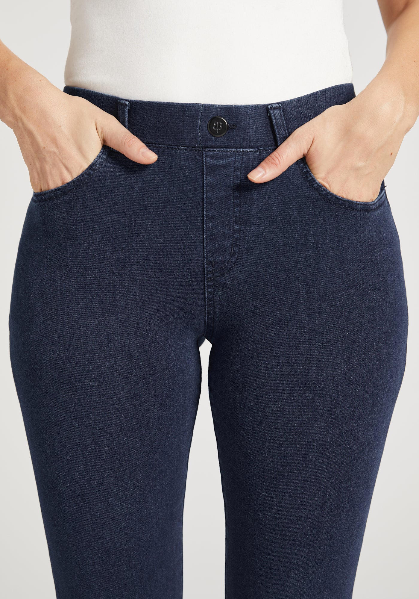 Signature Mid-Rise Denim | Skinny (Dark Indigo) - Final Sale - Image 3